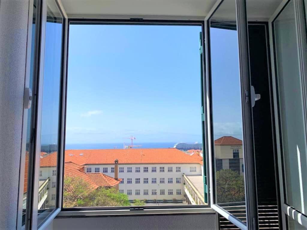 Madeira, 3 Bedroom Apartment With Ocean Views In Funchal Zewnętrze zdjęcie